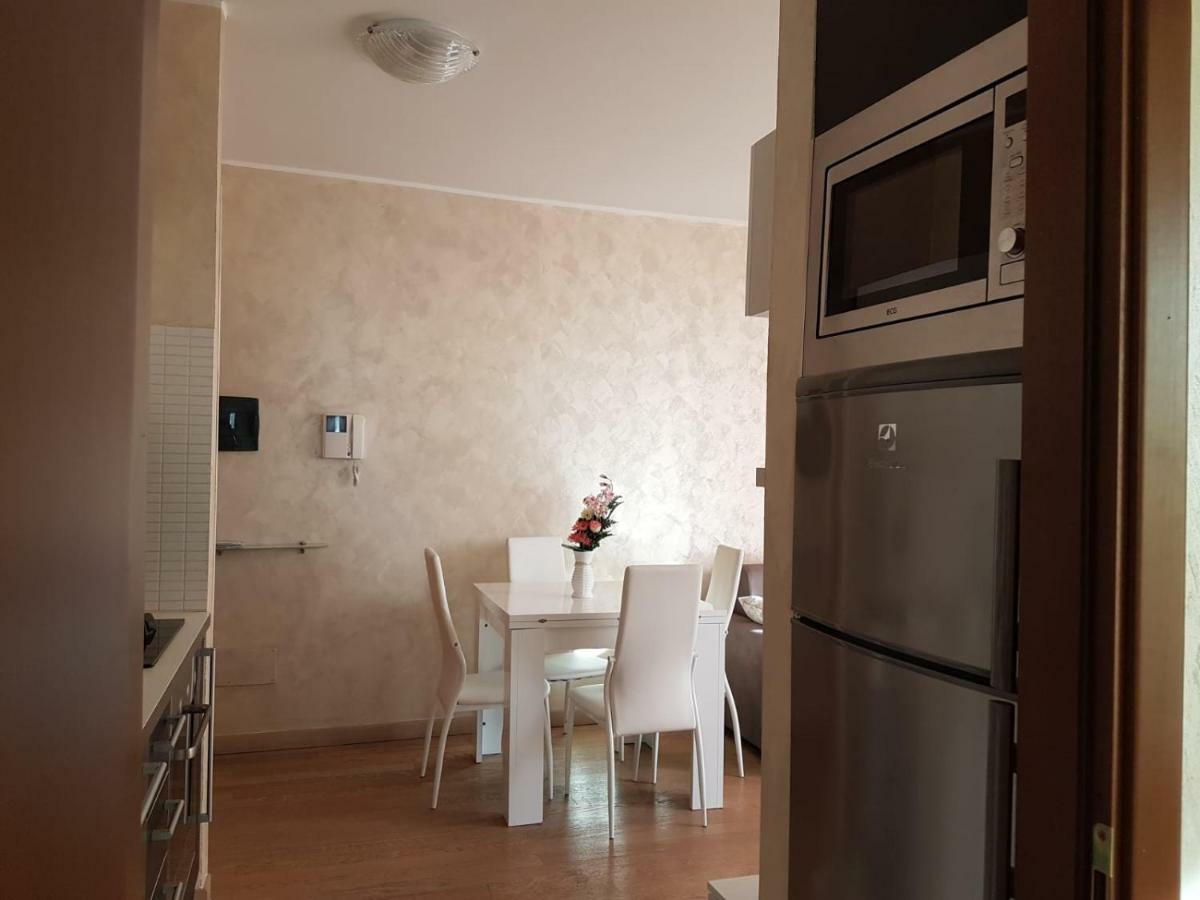 Milano Malpensa Grandi Ap Apartamento Gallarate Exterior foto