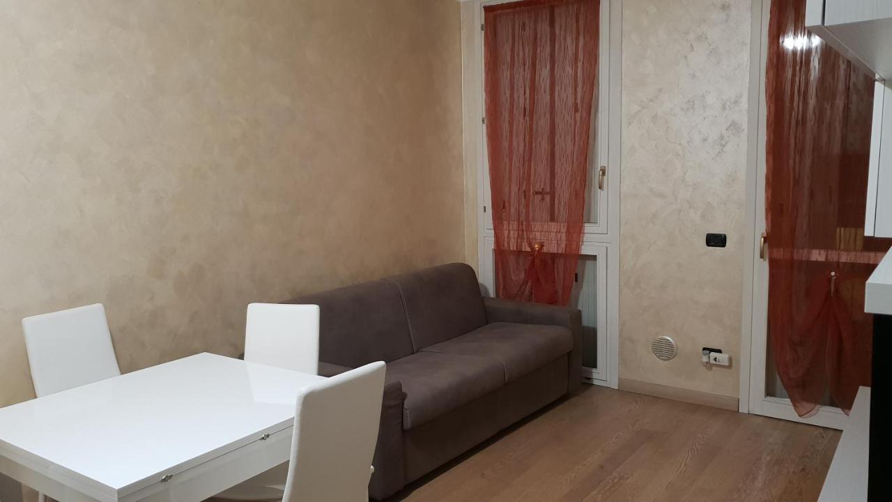 Milano Malpensa Grandi Ap Apartamento Gallarate Exterior foto
